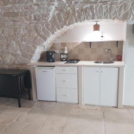 Perfetta Letizia Bed & Breakfast Bitonto Bagian luar foto