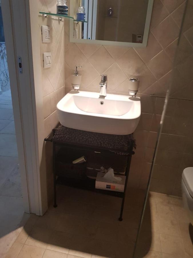 Perfetta Letizia Bed & Breakfast Bitonto Bagian luar foto