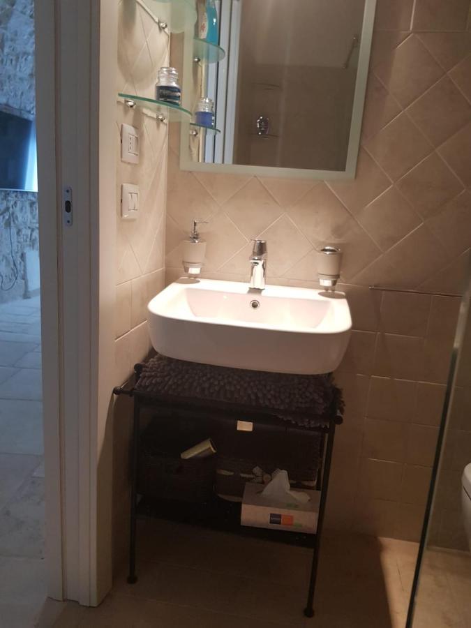 Perfetta Letizia Bed & Breakfast Bitonto Bagian luar foto